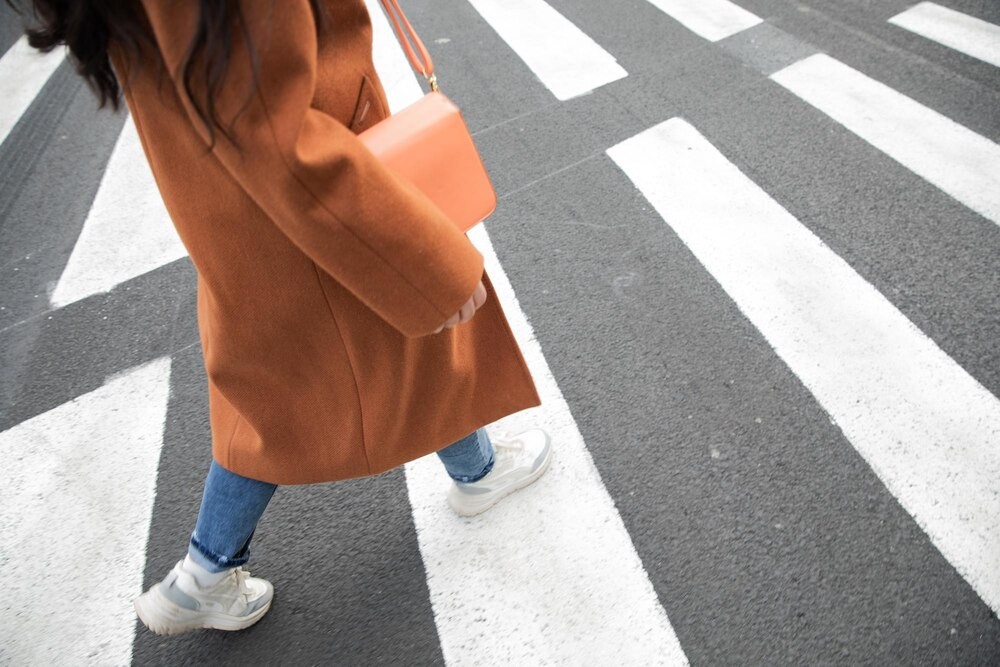 Bezpieczna Jesień w Lesznie: Policja Działa na Rzecz Ochrony Ruchu Drogowego