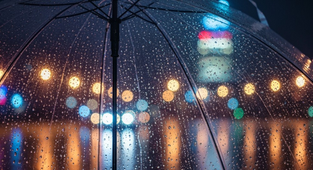 Gęsta mgła w Święciechowej: Ostrzeżenie IMGW przed ograniczoną widocznością