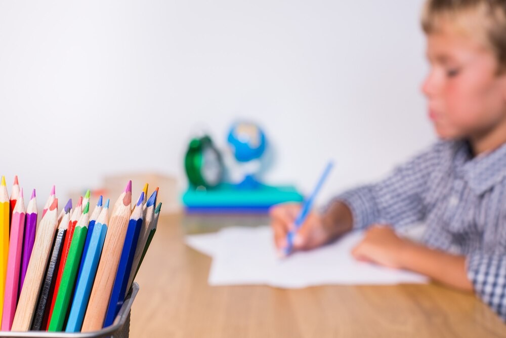 Leszczyńscy dyrektorzy oświaty uhonorowani za wieloletnią pracę na rzecz edukacji